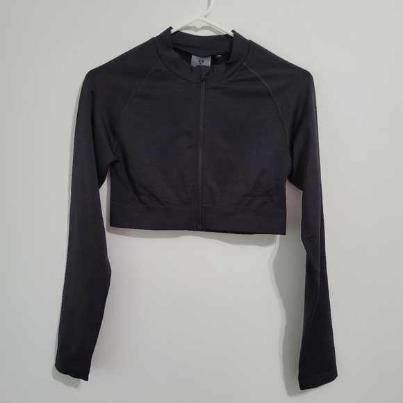 Women's Best Cropped Zip-Up Top - Picture 1 of 3